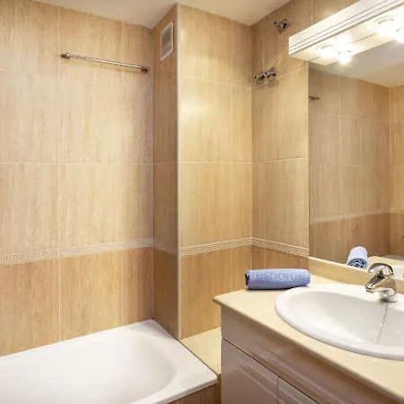 Balco Del Port I By Interhome Lejlighed