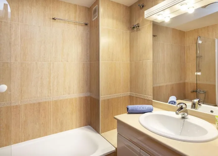 Balco Del Port I By Interhome Daire